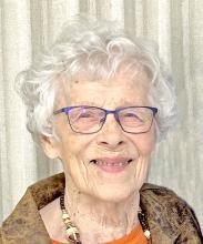 Pauline (Brunz) Hartog