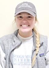 Vet student studying at local clinics for 4 weeks