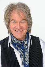 Chris Golden returns to Prairie View Gospel Barn in Gregory, SD