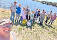 Many hands make light work at Burke Lake Cleanup