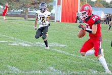 Eli Ekroth, #24, had two pass receptions for a total of 77 yards in Gregory’s win against Wolsey-Wessington.