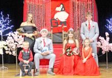 Homecoming King Bo Brozik and Queen Piper Bartlett are flanked by pages Miles Zimbelmann and Ellie Sedlacek and runners-up Asia VanDerWerff and Mason Janak. (Photo by Kristy Ring)
