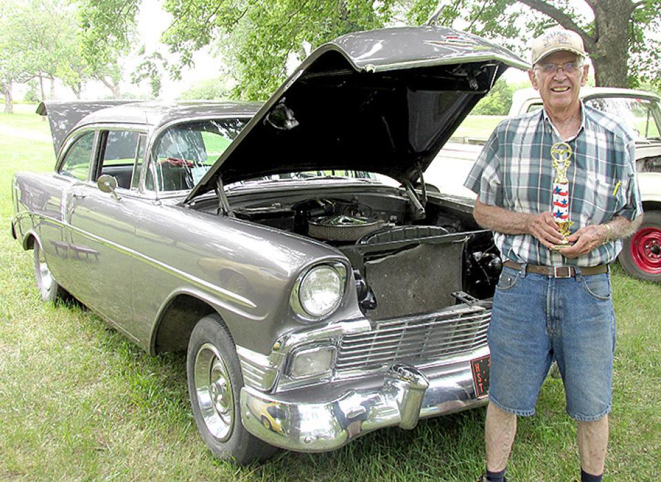 1900 - 1960 Stock / 1st Leonard Thomas - 1956 Chevy