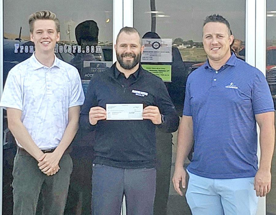 Frontier Motors donates to Winner Regional Health