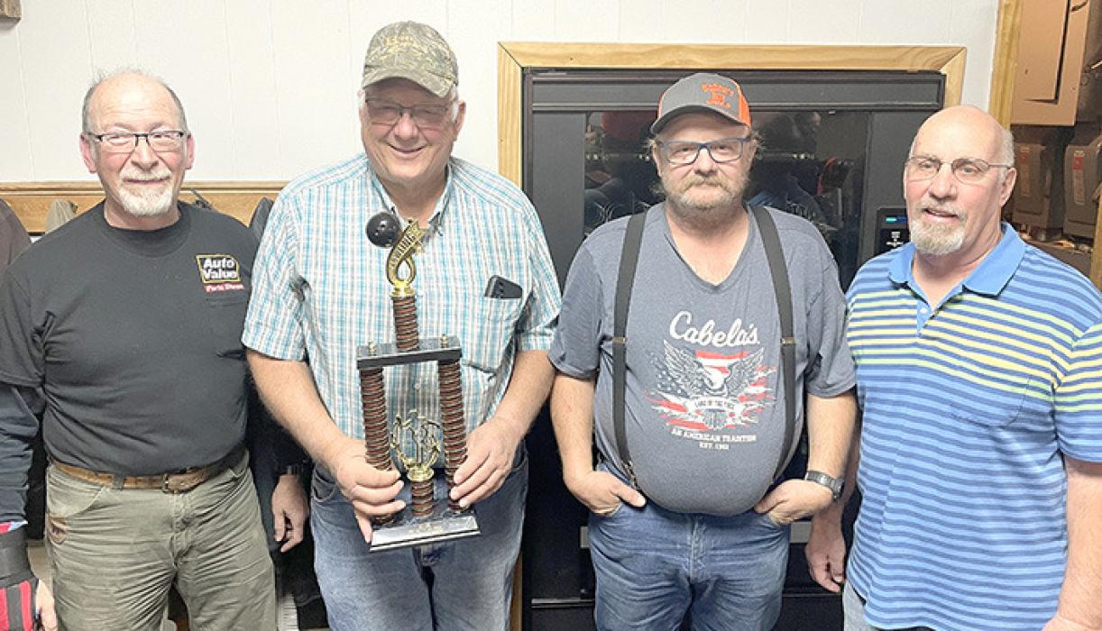 The winning teams for the 2021-22 bowling season were recently recognized. The Tee-Riffic Creations team of Chris Petersen, Justin Parkis, Mary Soesbe, and Stephen Petersen claimed the honor for the Tuesday night mixed league. Jim Eastland, Rod Hlavka, Justin Parkis, and Marlyn Campbell of Rod’s Sport Shop were the winners of the Thursday night men’s league.