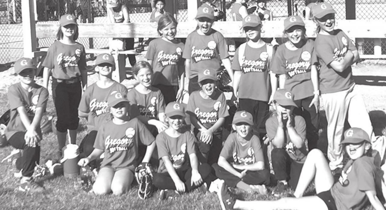 Gregory’s 8U girls softball team wins two, loses one