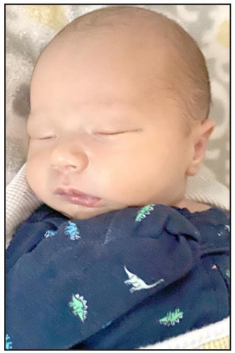 Schweigerts announce birth of second son