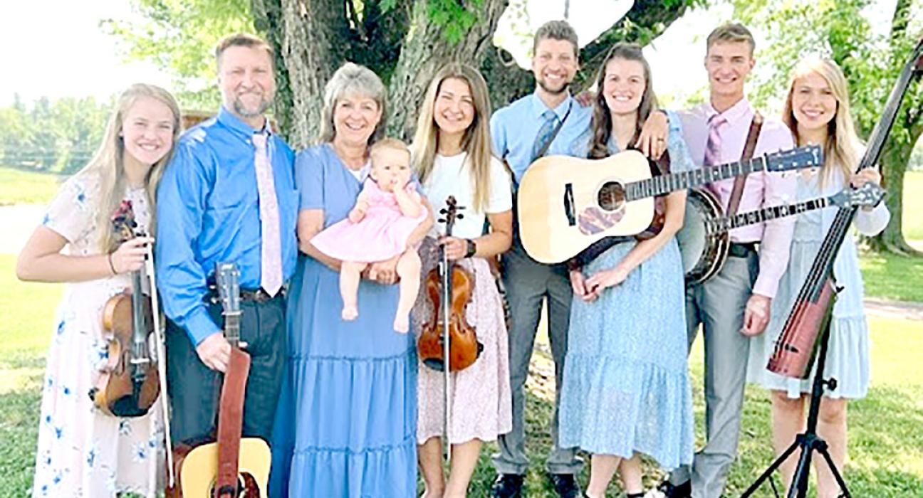 The Lindsey Family to perform at Prairie View Gospel Barn