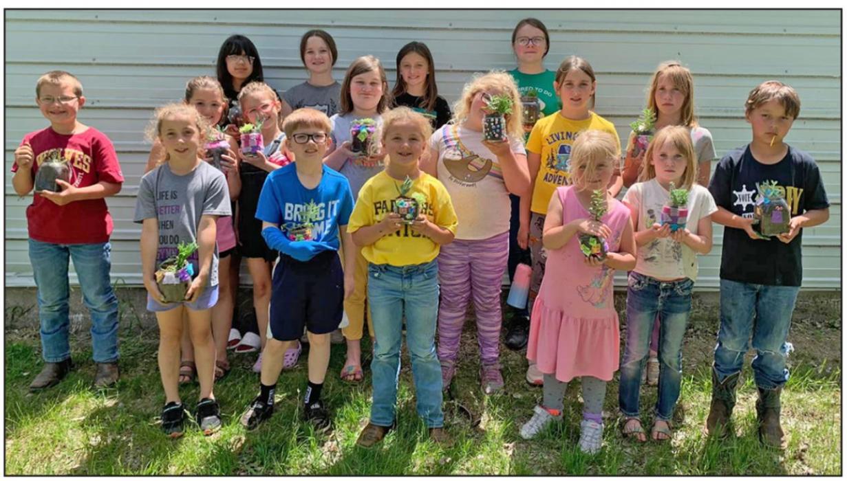 Gregory Co. 4-H holds build your own garden workshop