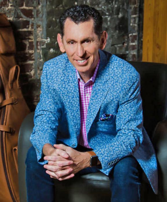 Tim Lovelace leads off the spring/summer lineup at Prairie View Gospel Barn