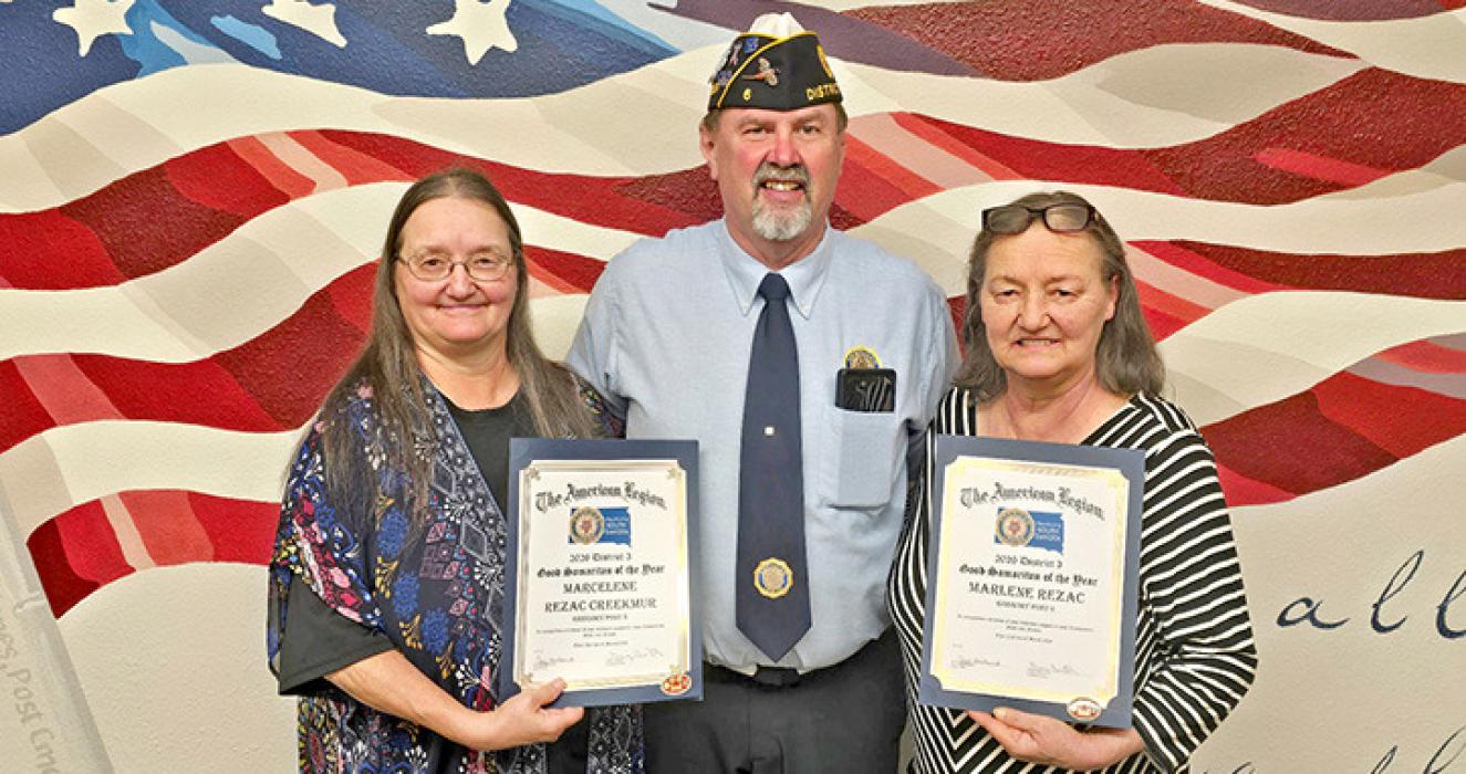 Marcelene Rezac Creekmur, l, and Marlene Rezac, r, received the Good Samaritans of the Year Award for all their community service work over the past almost 40 years.