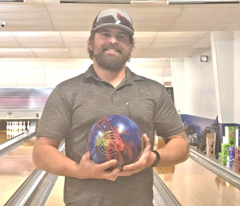 Christian Schweigert added another perfect 300 game to his record.