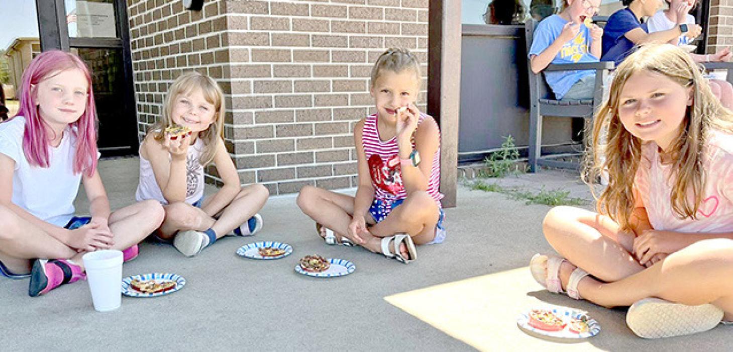 4-H workshop whips up no-bake fun