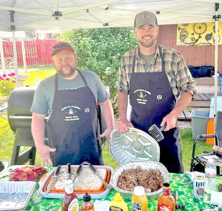 Andrew Hamilton and Ryan Cook of Northside Slayers are convinced they should have won the ribs division, but the judges put them in third place.