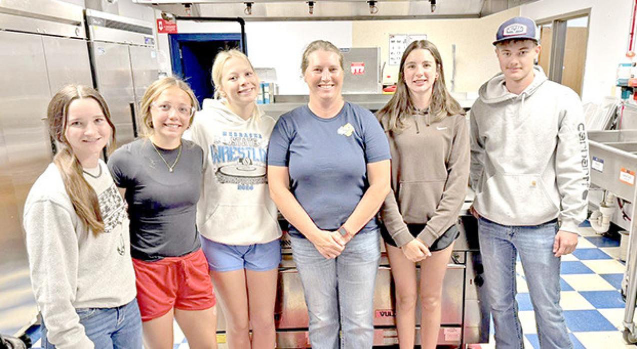 Gregory County FFA members served breakfast to the cyclists on Thursday morning.