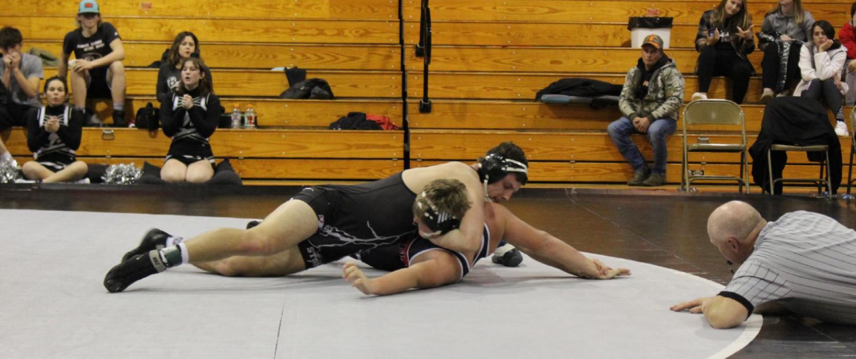 Taron Serr only wrestled one match last week, and only for 1:22 as he pinned his lone opponent. (Wrestling photos by Jordan Svatos)