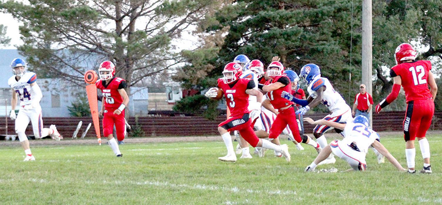 Owen Hansen, #3, ran a fumble recovery 48 yards for a touchdown in the second quarter during Friday night’s Homecoming game against Parkston.