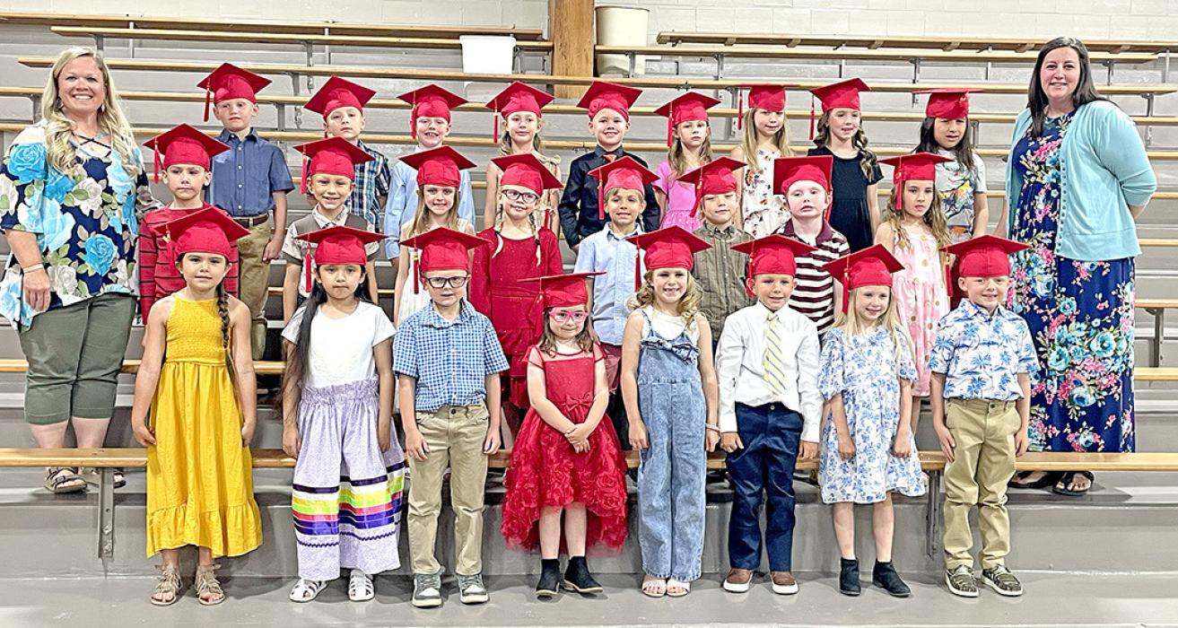 Gregory School District holds graduation for 25 kindergartners