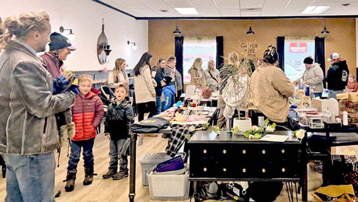 The animals were not short of love at the 621 Main and Gregory Times-Advocate Vendor Fair, where chilly temperatures pushed the petting zoo indoors.
