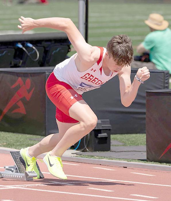 Pierce learned a lesson in strategy in his open 400m run, that helped him in the 4x400 relay. (Photo by SD Public Broadcasting - Jurgens Photography and Tim Tushla )