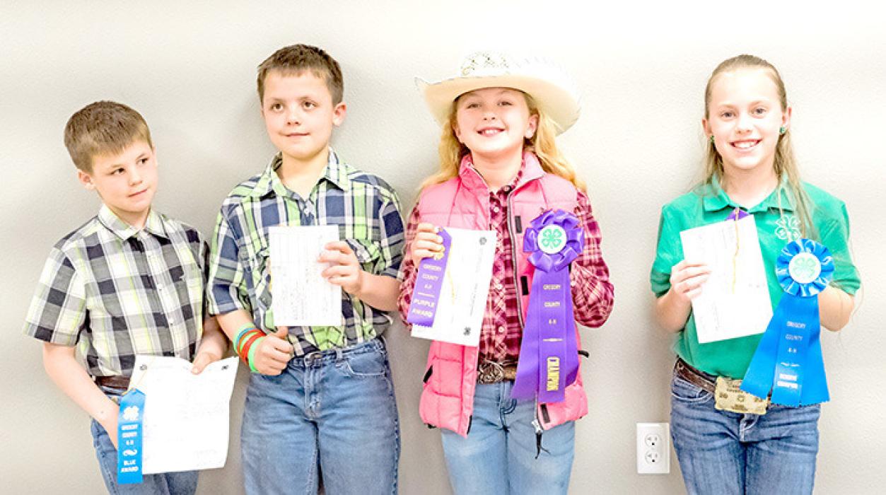 Beginner participants with ribbons are pictured from l to r: Owen Schulte, Jhett Schulte, Milly Meyer and Mya Koenig.