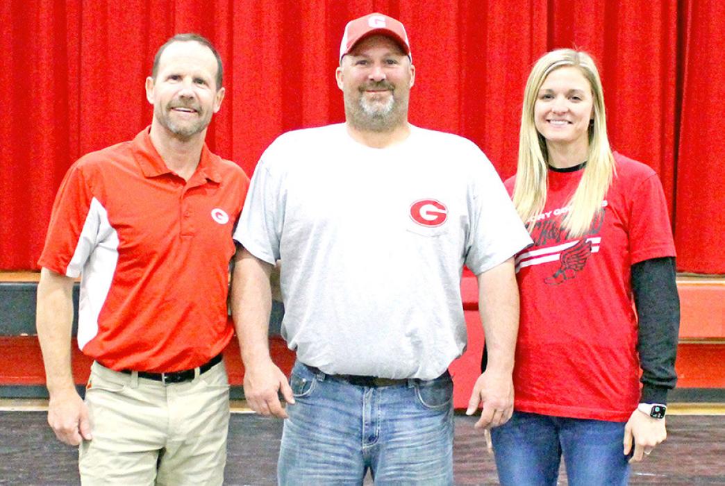 Pictured from l to r: Kurt Stukel (head coach), Duane Lunne, and Cheyenne Lambley (assistant coaches).