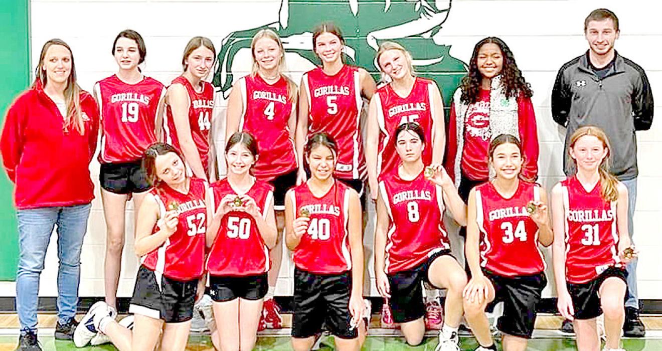 Pictured back row, l to r: Coach Reber, Ellyse Grage, Addison Anderson, Miley Janak, Dani VanDerWerff, Sadie Carlson, Cierra Bordeaux, and Coach Muilenburg. Pictured front row, l to r: Abby Holmes, Maya Hull, Peyton O’Connor, Marisa Fischer, Kennley Sedlacek, and Mia Haines.