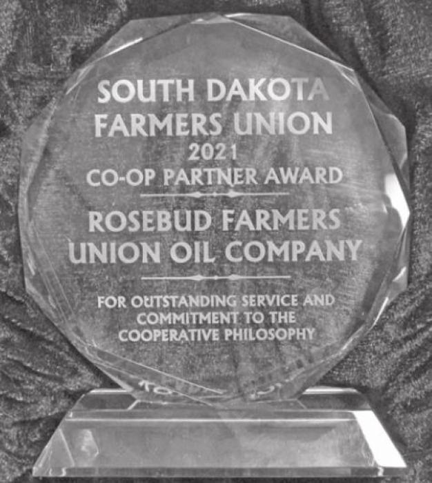 Rosebud Farmers Union Oil Company receives award