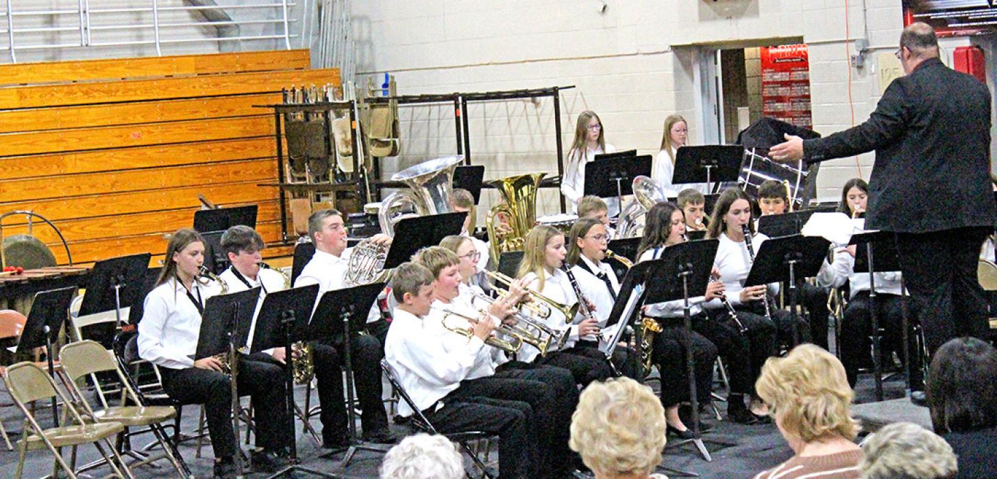 The 6th grade band had a toe-tapping beat in their performance of Christmas Holiday March.