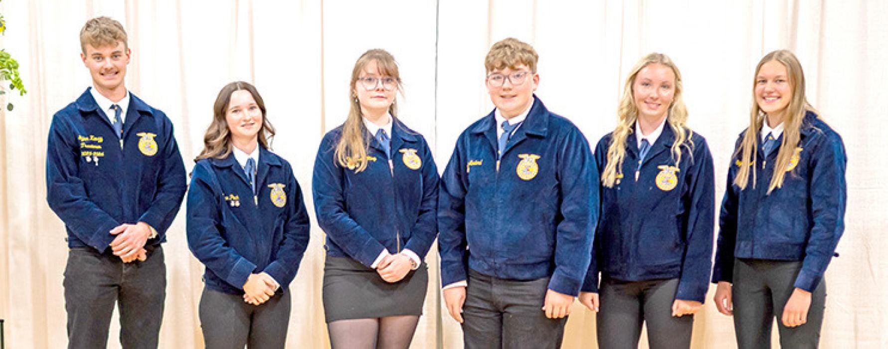 New officers are, l to r: President Tyler Kenzy, Vice President Morgan Peck, Secretary Charissa Ring, Reporter Emerson Swan, Treasurer Ike Mosterd, and Sentinel Abby Engel.