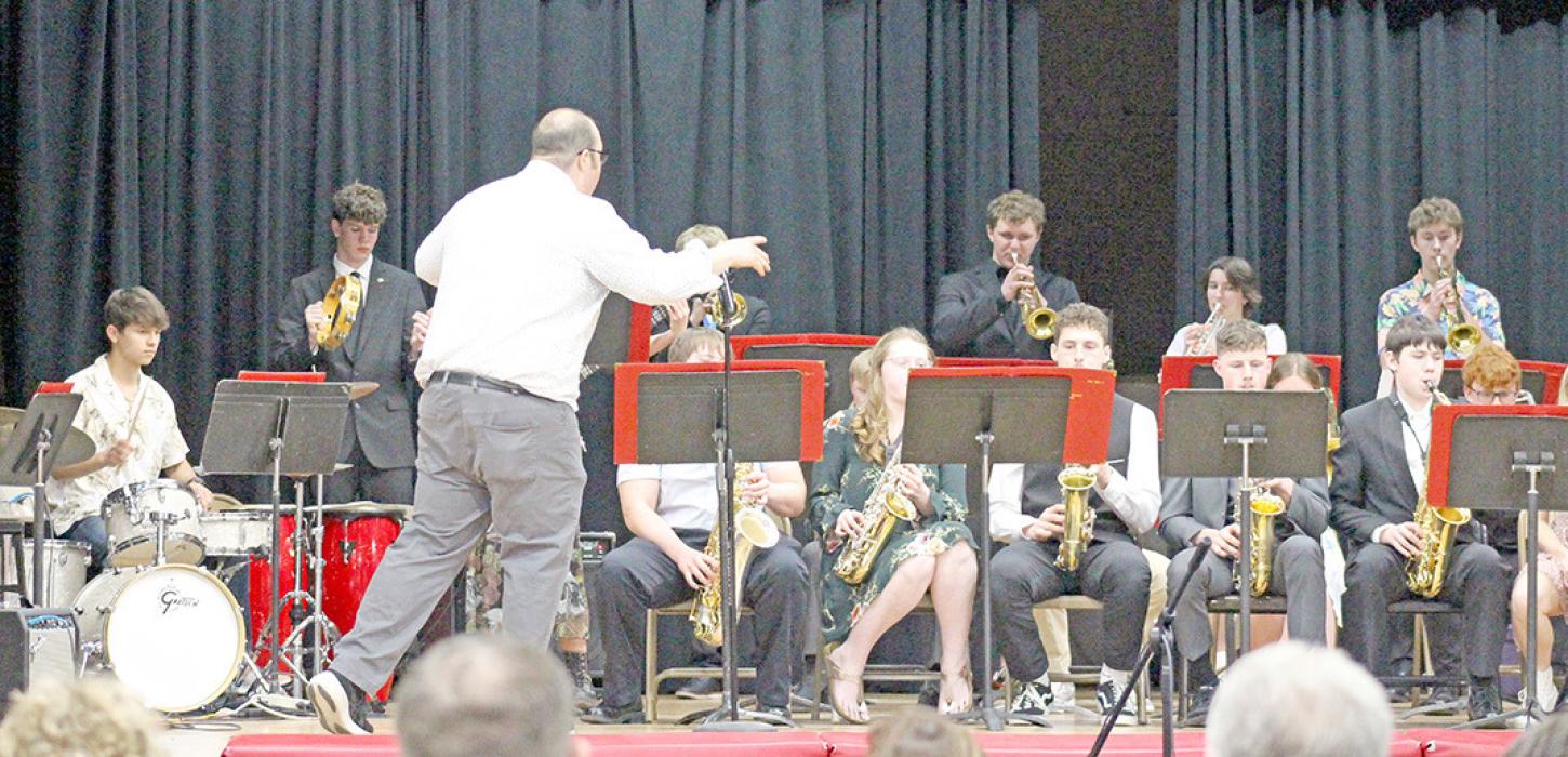 Rane Kenzy was a soloist performer during the Jazz Band performance of Birdland.