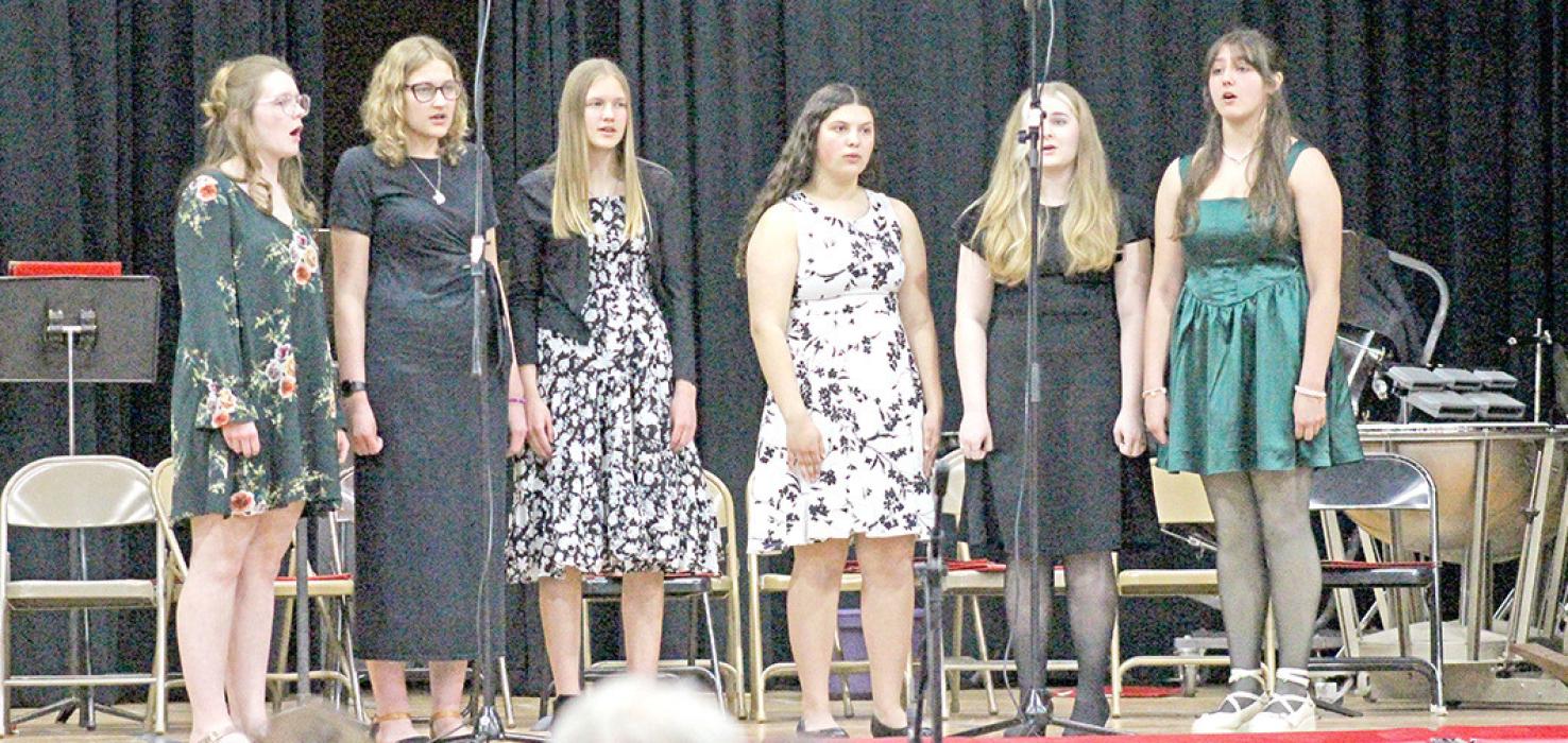 A sextet consisting of l to r: Charissa Ring, Claire Engel, Abby Engel, Tamara Imhof, Ellie Van Kirk, and Savanah Lozano sang Who Has Seen The Wind.