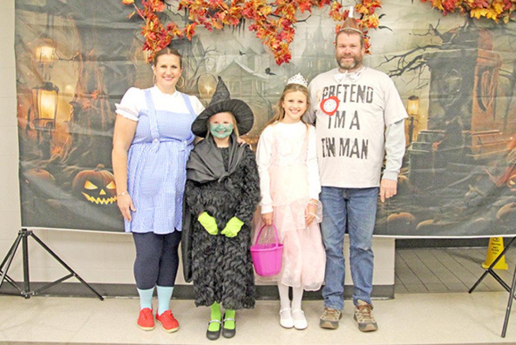 More spooky, sweet, and scary costumes from Trunk or Treat