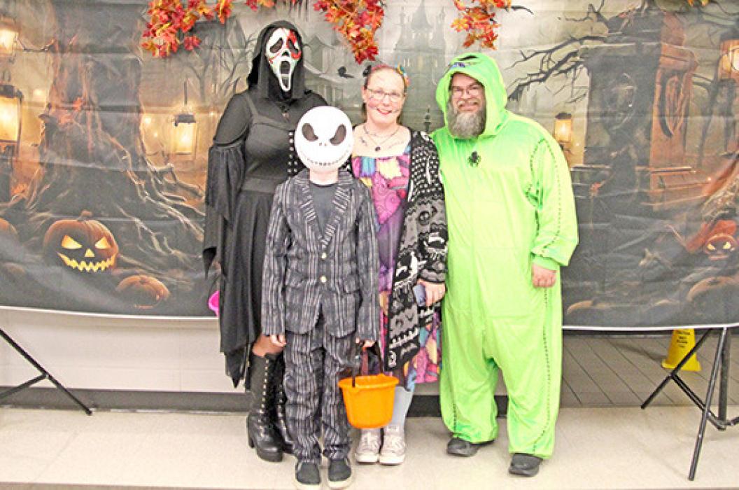 More spooky, sweet, and scary costumes from Trunk or Treat