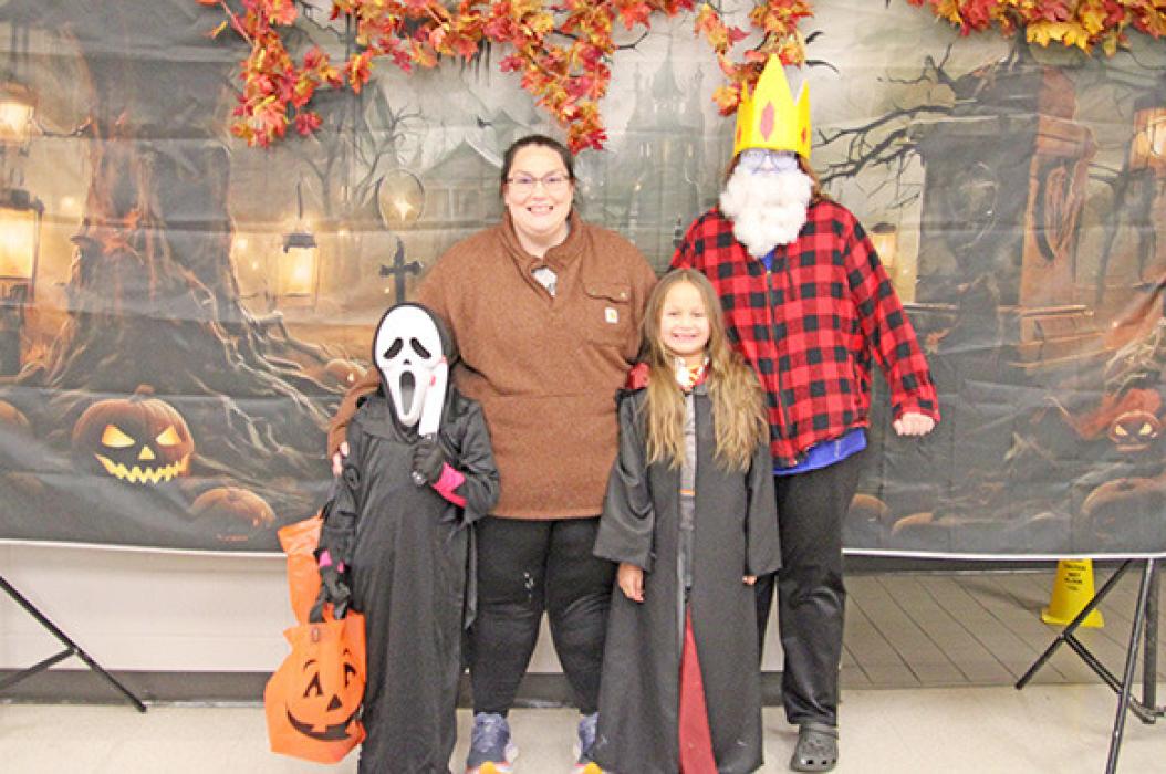 More spooky, sweet, and scary costumes from Trunk or Treat
