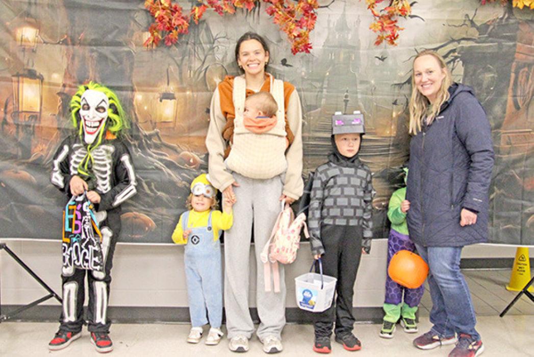 Trunk or Treat drew a large crowd again this year