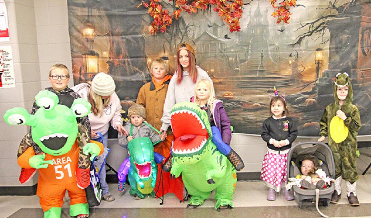 Trunk or Treat drew a large crowd again this year