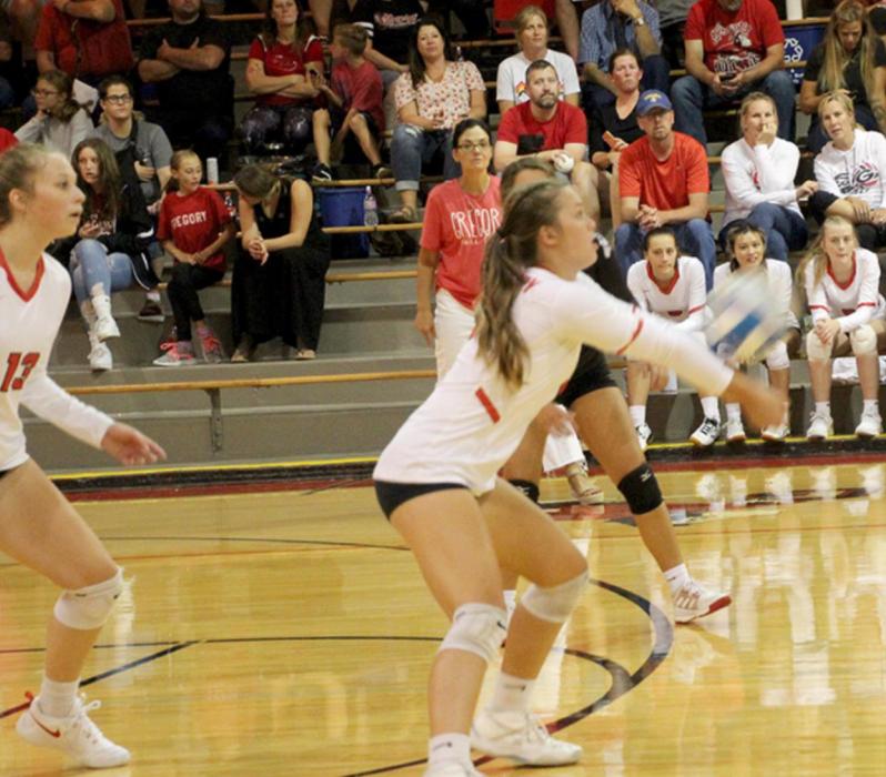 Jessy Jo VanDerWerff keeps her eye on the ball.