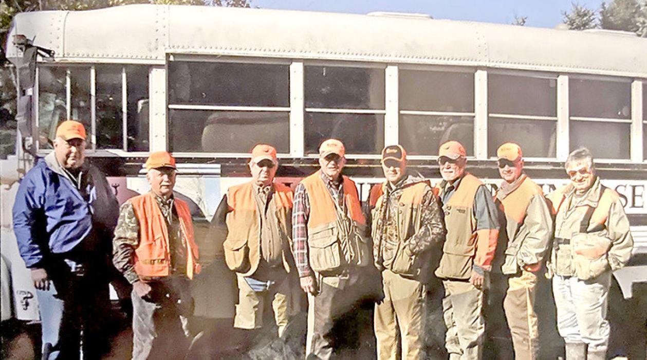 A picture of the Tennessee Bunch. Edward Haines is on the far right.