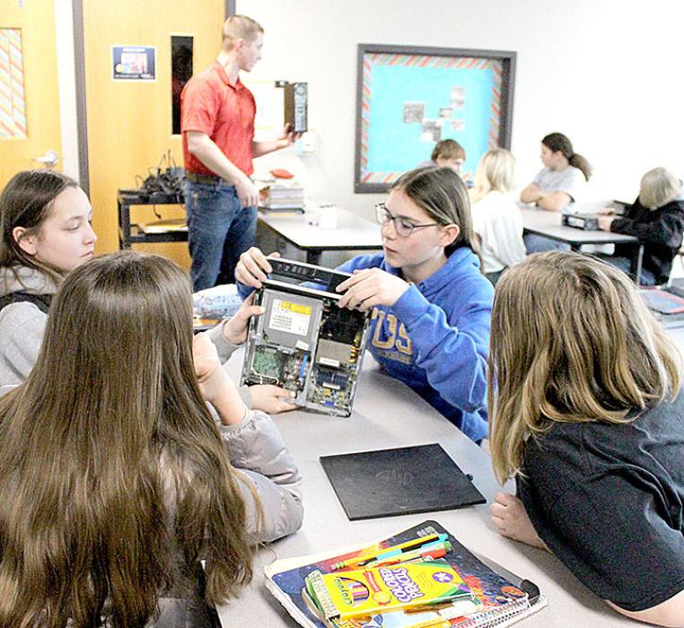 Nicholas visits the Gregory students to present hands-on computer hardware and career exploration