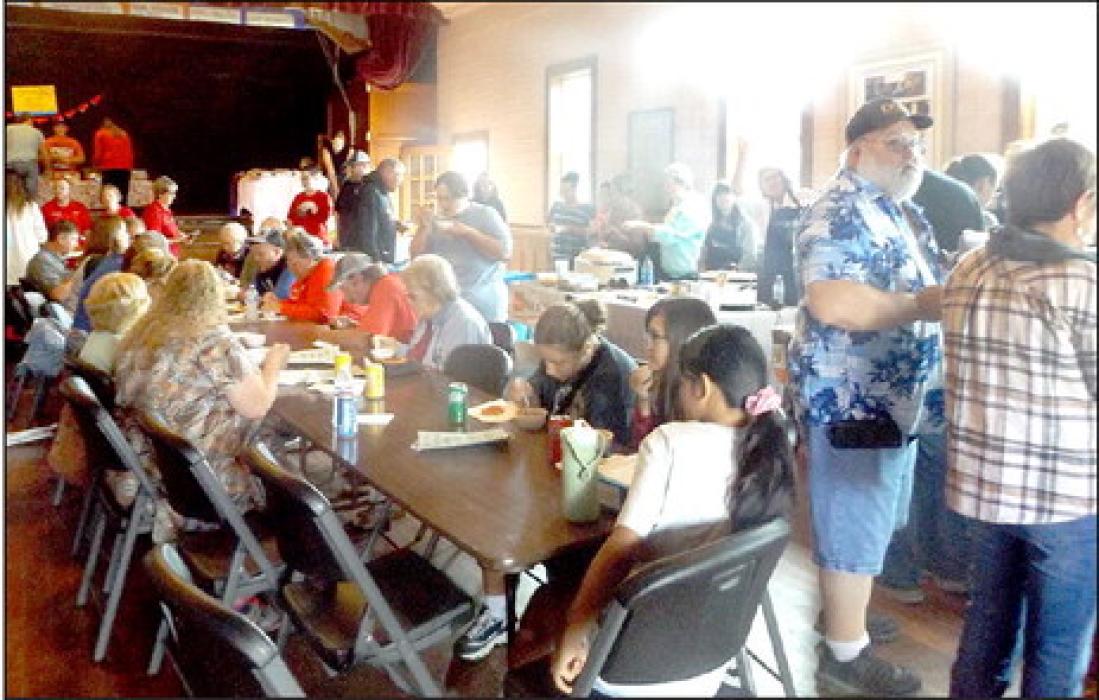 Morning rain forced Harvest Fest to move inside to Dixon Town Hall Saturday morning. Mr G’s won the soup contest. First Fidelity Bank and West River Massage placed second and third, respectively.