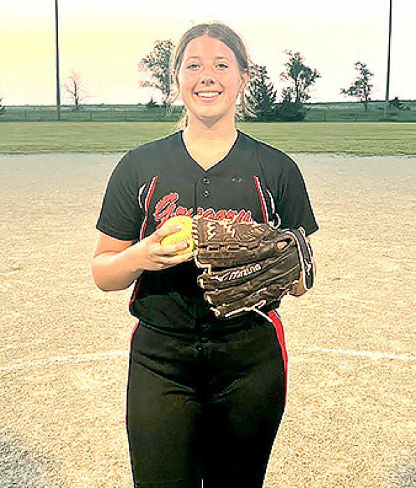 Ella Sperl throws two