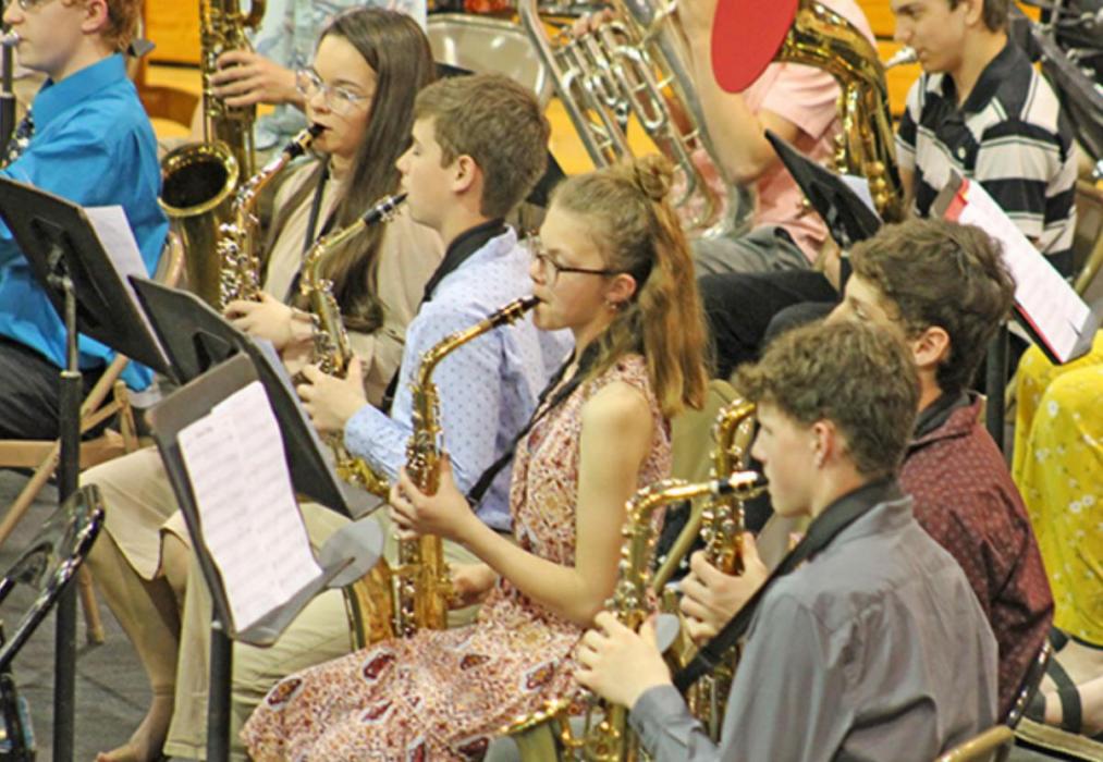 Gregory Middle School students perform for spring concert
