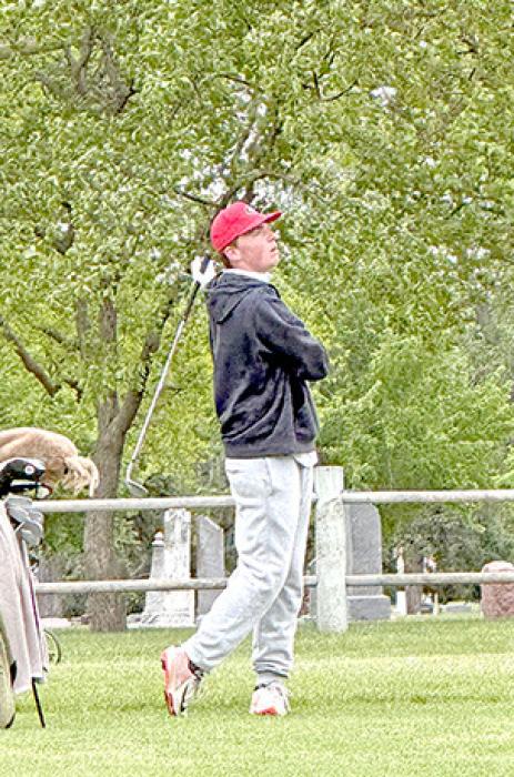 Gracie Biggins (l) shot a 106 with a place of 15th, and Jacob Klein (r) shot an 88, placing 17th at Lakeview Golf Course, in Mitchell, SD, on Monday, May 18, 2026.