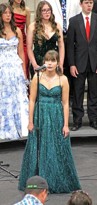 George Timanus and Piper Bartlett were soloists with the 8va choir.