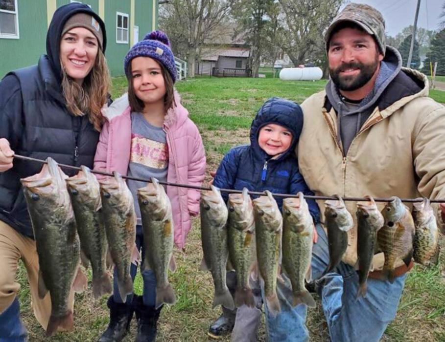 Kids fishing tourney draws eight teams