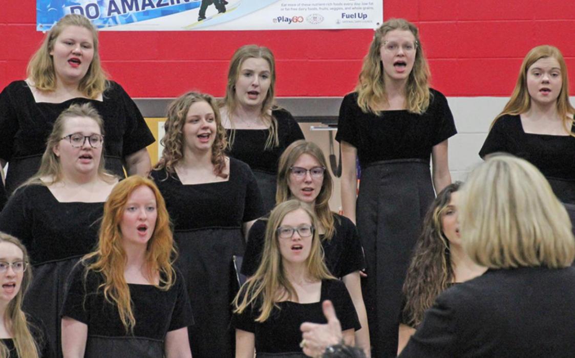 SDSU women’s choir performs in Gregory