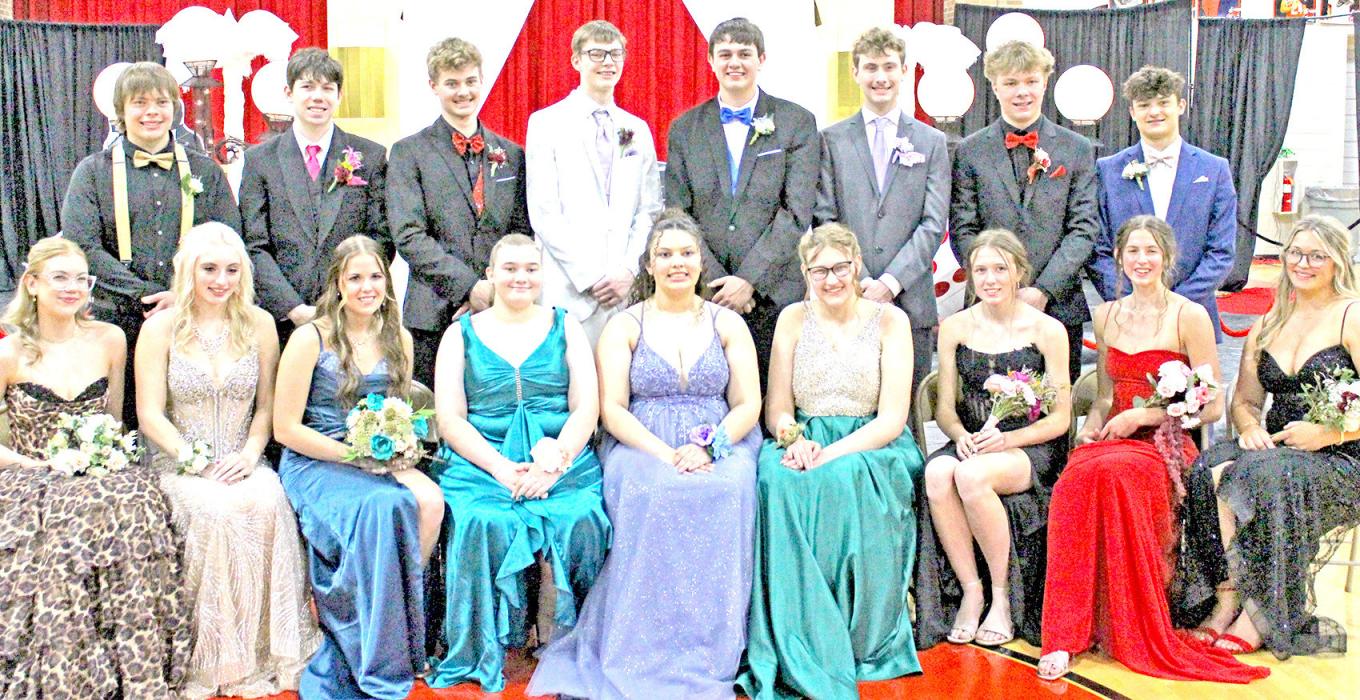Junior Class, back row, l to r: Max Bearshield, Ben Stevicks, Tyler Kenzy, Brock Wahl, Carter Baumgartner, Isaac Hull, Landon Keiser, and Aiden Frasch; front row, l to r: Finola Reuer, Destiny Sengelmann, Vanessa Fischer, Naomi Hanson, Tamara Imhof, Claire Engel, Adelyn Veskrna, Regan Graesser, and Allison Walker ( Photo by Kristy Ring)