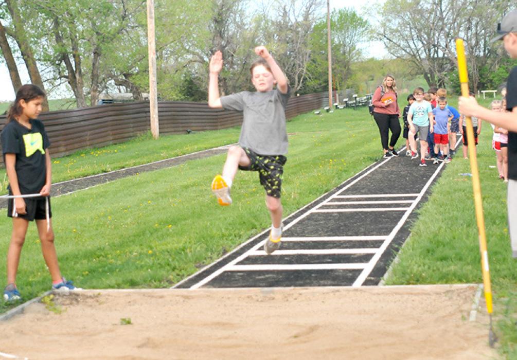 Gregory Elementary holds Track and Field event