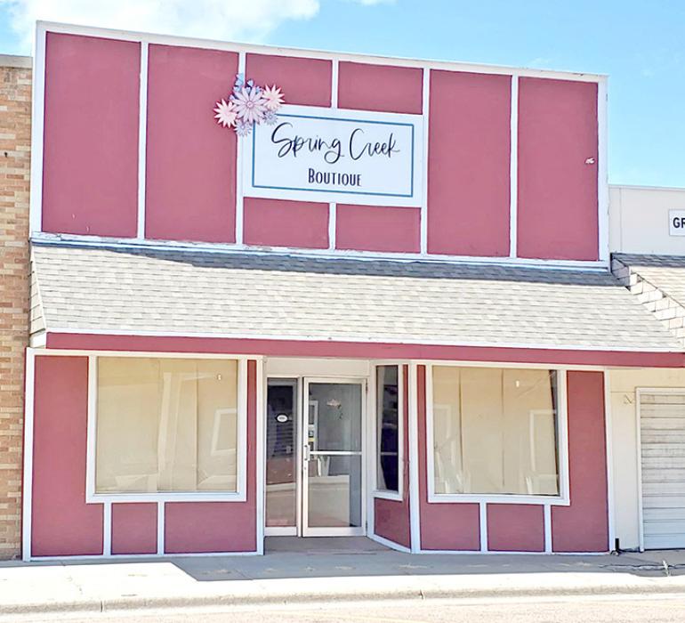 Spring Creek Boutique closed suddenly this year. The windows have recently been covered, but for months displayed the same merchandise. There is no indication as to whether the building is for sale at this time.